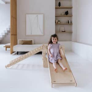 Klimkubus met glijbaan-klimhelling en ladder