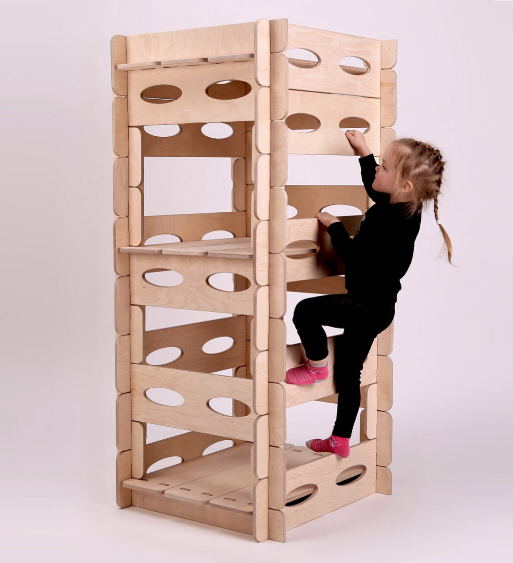 Personalisierbares Holzspielhaus Jindl