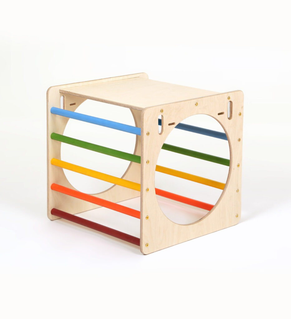 Klettergerüst Würfel Regenbogenfarben