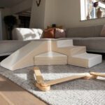 Foam blokken beige wit trap glijbaan