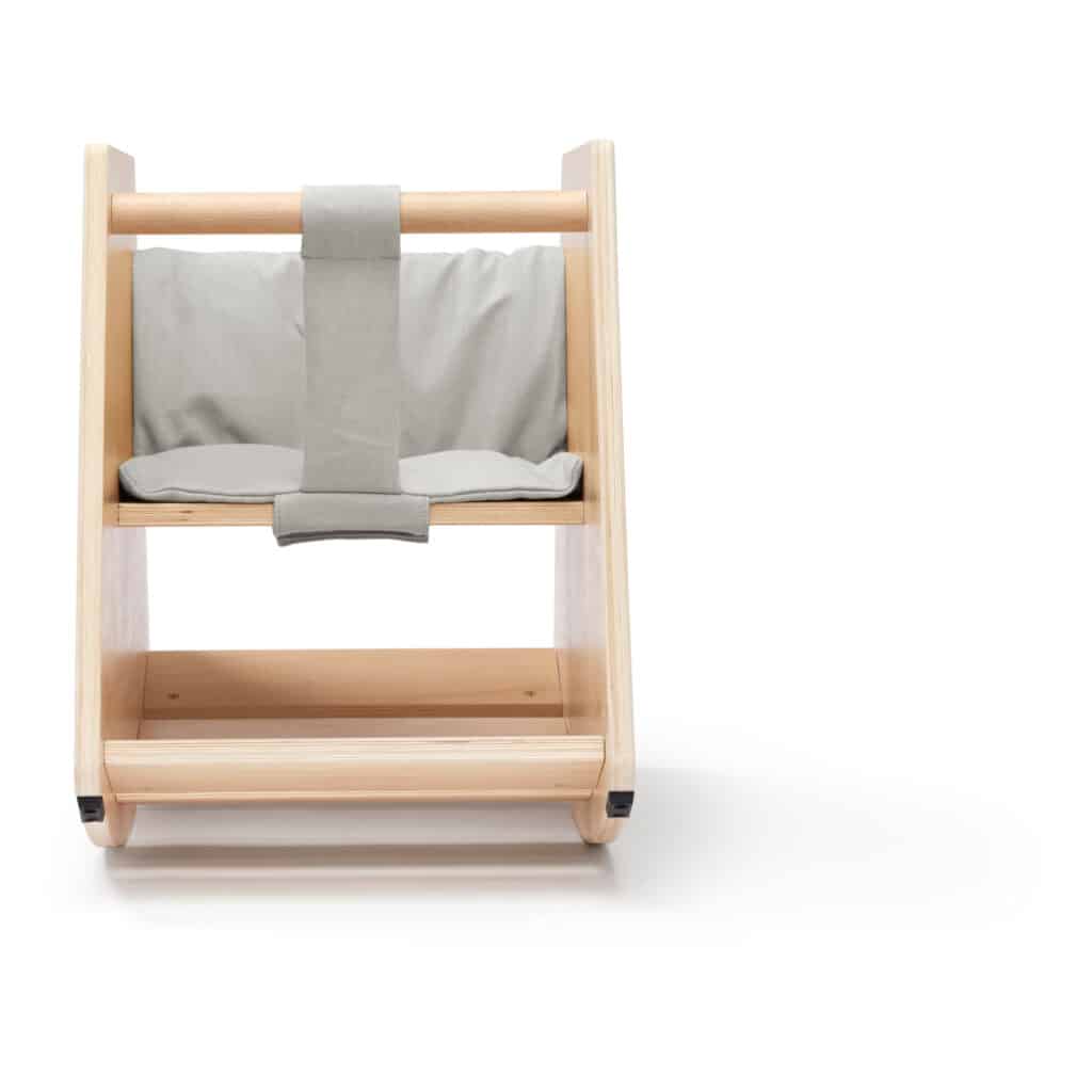 Schommelstoel Kid's Concept Jindl voorkant Schommelstoel Kid's Concept Jindl voorkant