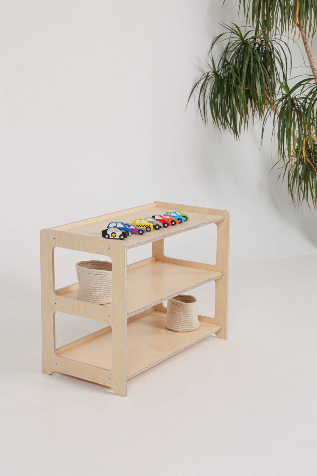 Montessori Jindl drie schappen zijkant