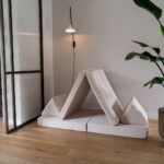 Jindl cord beige vrijstaand hutje