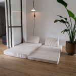 Jindl cord beige vrijstaand logeerbed