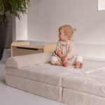 Jindl speelbank cord beige lekker zitten