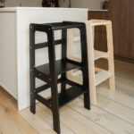 Leertoren van Jindl hout en naturel bij elkaar