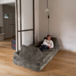 Speelbank Jindl ribstof legergroen chillen