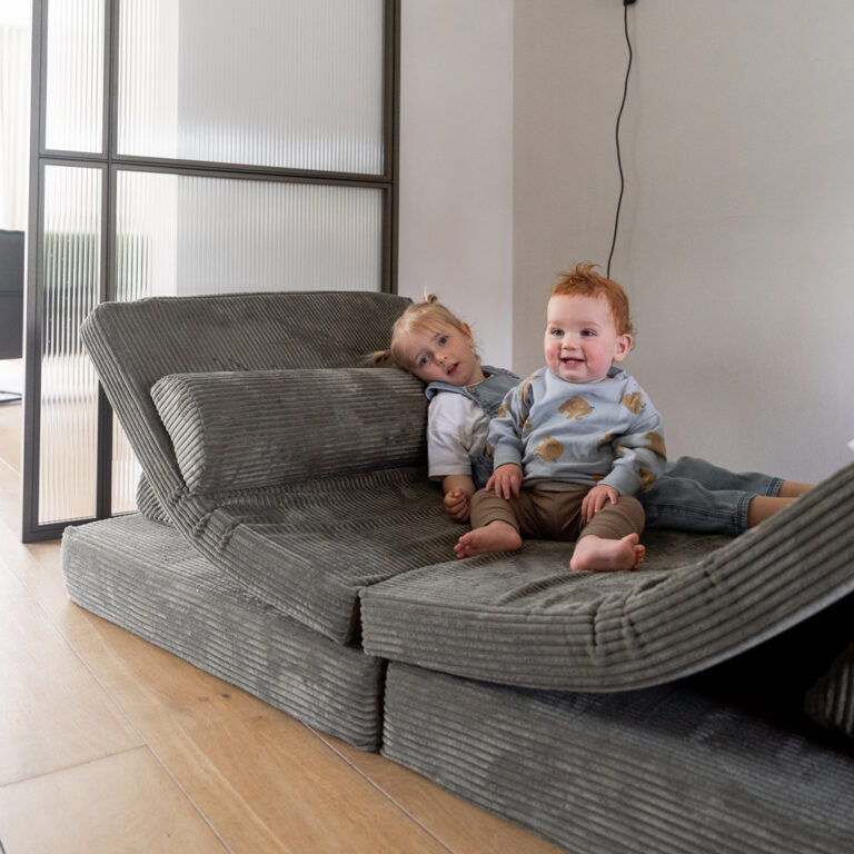 Spielsofa Jindl Rippstoff Armeegrün gemütlich chillen