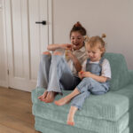 Jindl speelbank cord groenblauw zitten