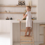 Jindl leertoren inklapbaar en verstelbaar houtkleur kijken