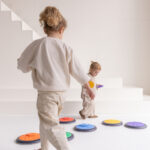 Jindl sensorische stapstenen regenboog kleurtjes zoeken