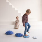 Stapstenen Jindl blauw balanceren