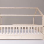 Rückansicht Kinderbett für Kleinkinder - Hausbett mit Matratze