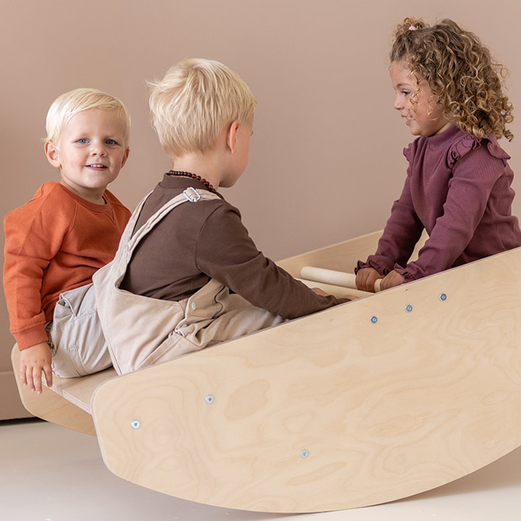 Houten schommelboot klimtrap Jindl plezier Houten schommelboot klimtrap Jindl plezier