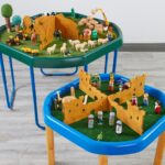 Set figuurtjes kasteel en boerderij tuff tray