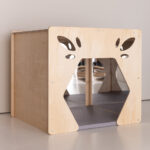 Houten spiegelhuis Jindl zijaanzicht