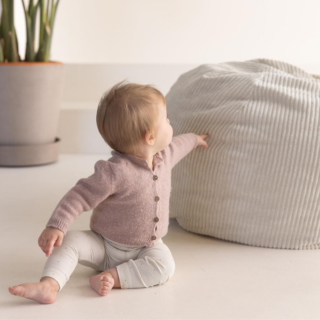 Beige zitzak baby Beige zitzak baby