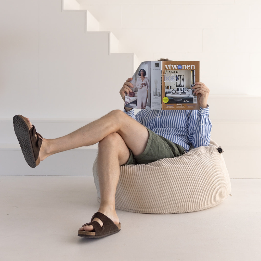 Jindl zitzak beanbag begie met volwassene Jindl zitzak beanbag beige met volwassene