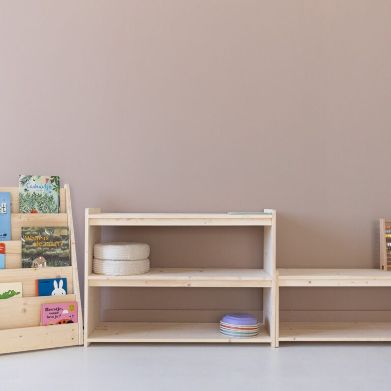 Montessori-Spielzeugregale und Bücherregal Jindl NOVA