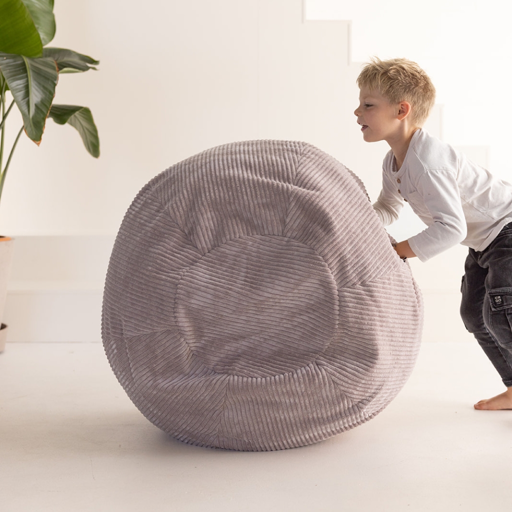 Rollen met zitzak oud roze Rollen met zitzak oud roze