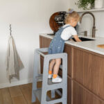 Montessori Lernturm aus Holz - Jindl 2-in-1 Holzfarbe - Image 3