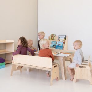 Sitzbänke und kindertisch by Jindl