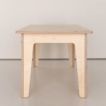 Kindertafel Jindl zijaanzicht