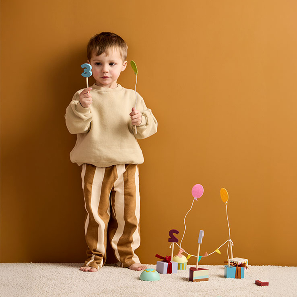 Verjaardags decoratieset Kid's Concept happy birthday Verjaardags decoratieset Kid's Concept happy birthday