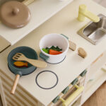 Speelgoedkeuken Kid's Concept bakken en braden