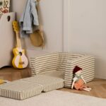 Hochstuhl faltbar Kids Concept gestreift ungefaltet