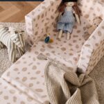 Kids Concept klappbarer Hochstuhl mit Polka Dot Atmosphäre