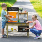 Matschküche Beleduc gemeinsam spielen